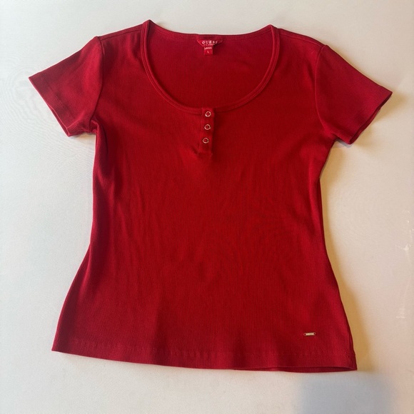GUESS Women’s Ribbed Short Sleeve Red T-Shirt w/ Scoop/Round Neck Like New Large - Picture 11 of 11